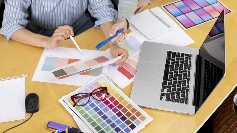 The Role of Color in Graphic Design: Evoking Emotions and Setting the Mood